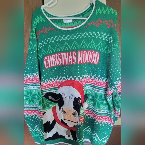 Ugly Christmas Sweater - Picture 1 of 1